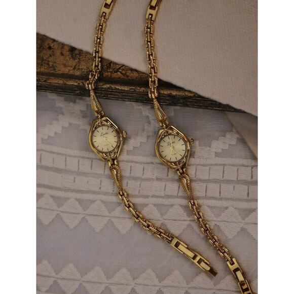 Gold French Vintage Style Unique Dainty Women’s Wrist Watch Trendy Cute Gift main image 6